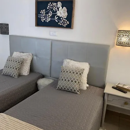 House Praia Rocha * 포티마오